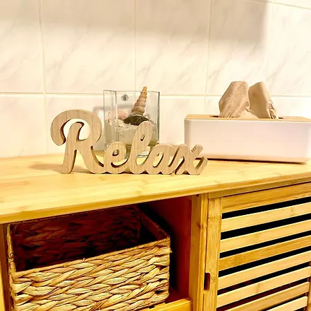 Cottbus-apartments - Beige I Privat I Wifi I Kueche Apartment Cottbus